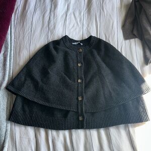 Zara Black Button-Up Women's Sweater Cape